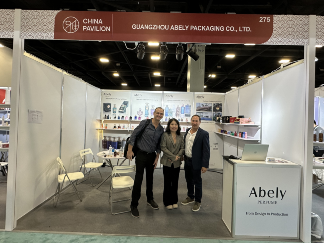 Cosmopack-Miami-2025-Abely